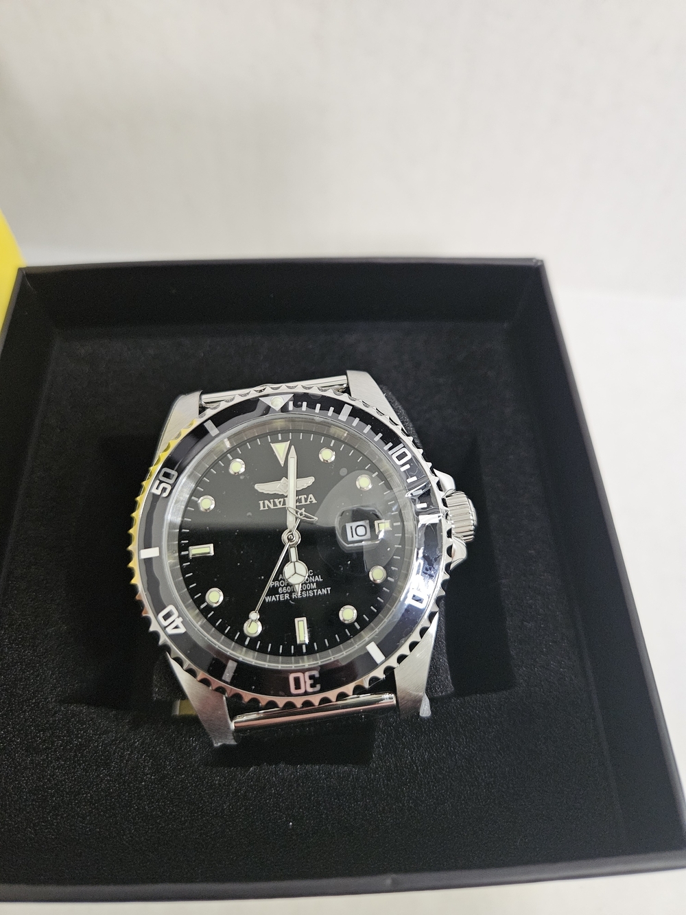 Invicta Men's Diver Style Stainless Steel Watch - Black Dial - Picture 2 of 16